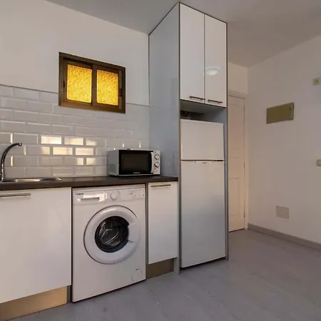 Mare 96 - One Bed * アデヘ