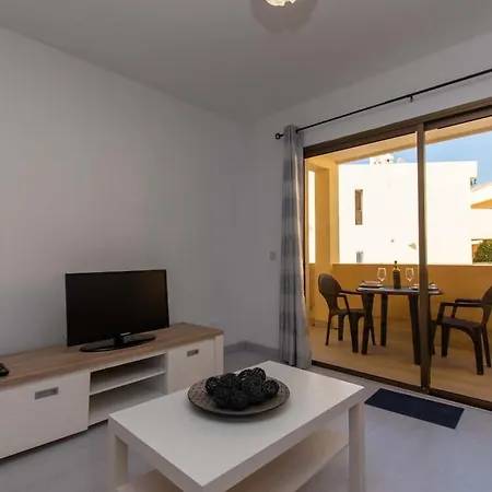 Mare 96 - One Bed アパート